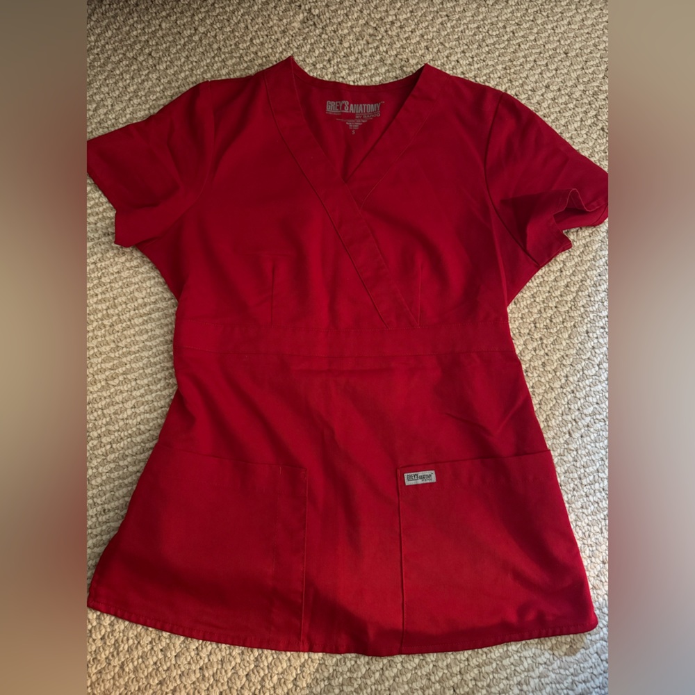 Scrub tops - Picture 3 of 11